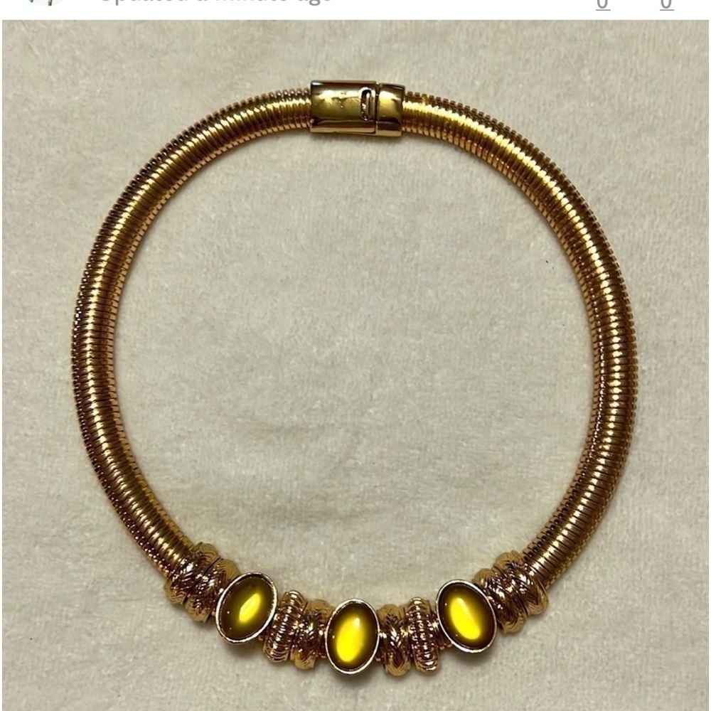 New York and Company Necklace